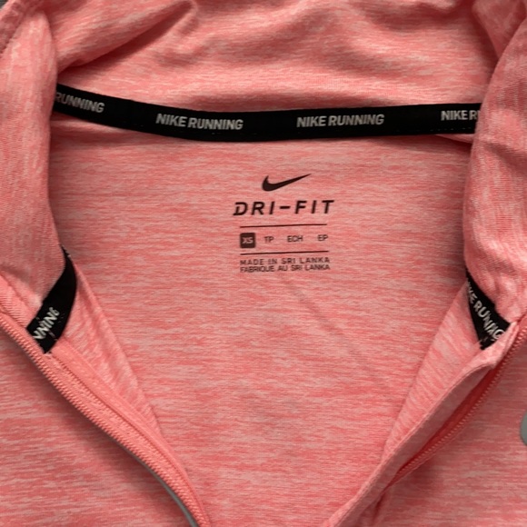 Nike XS Pink Dri-Fit running top - Picture 2 of 6